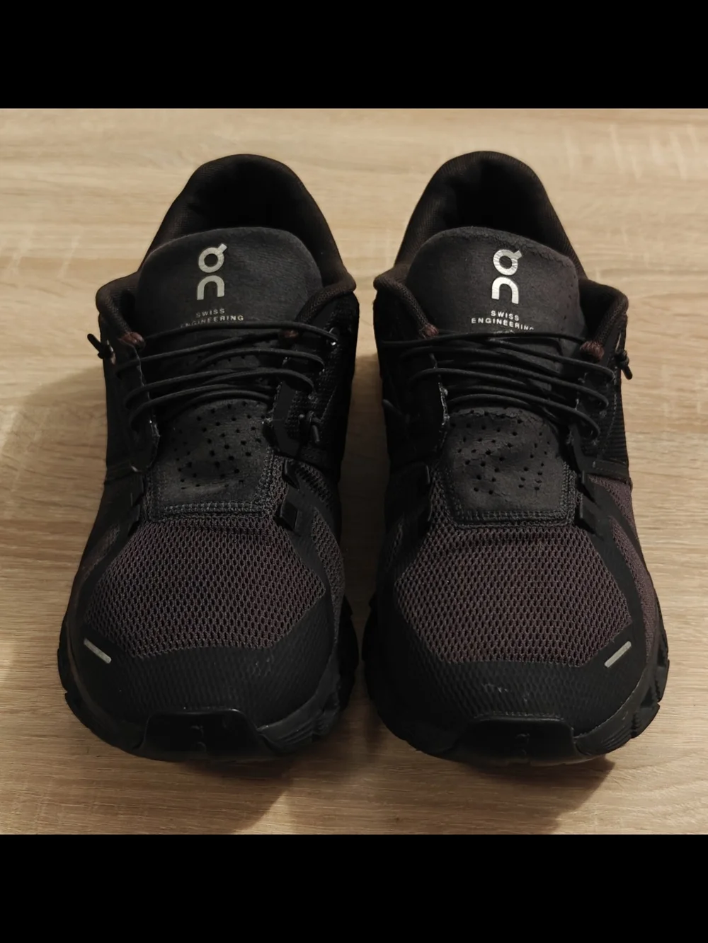 Size 9.5 - ON Cloud 5 Black W  Athletic Shoes Running